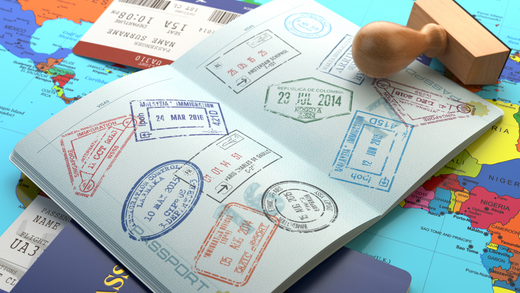 Trunki Blog - Jet-Setters in Training: Insider Tips for Stress-Free Traveling with Kids by Plane!