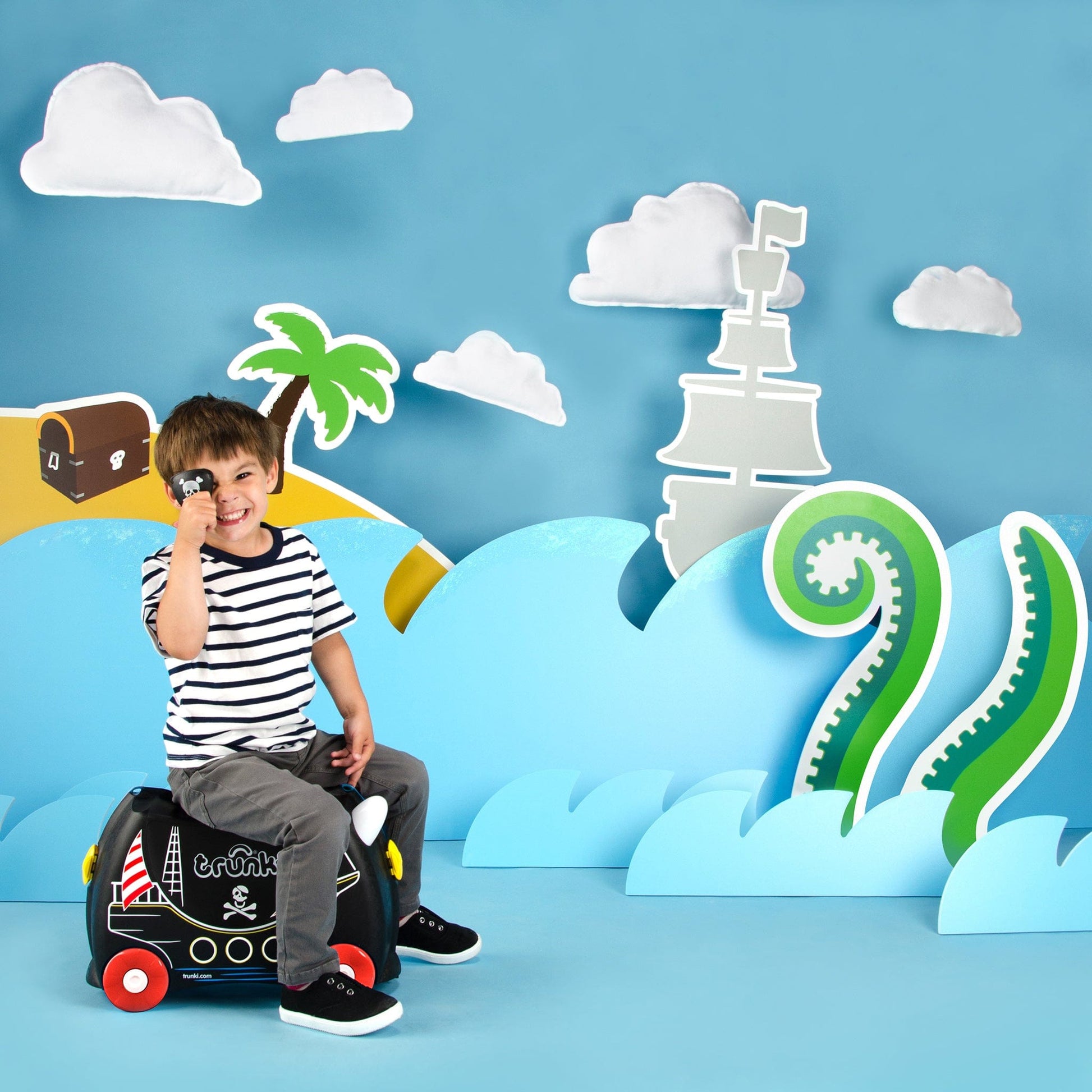 Pedro-the-Pirate-Ship-Trunki-Image6